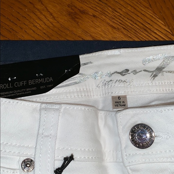 🆕NWT⭐️SEVEN7⭐️Bermuda SHORTS w/Roll Cuff💕 - Picture 8 of 8